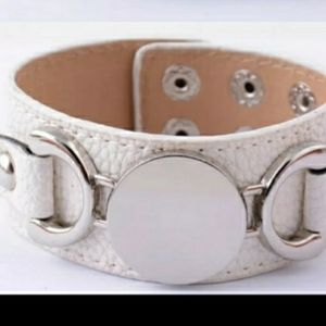 ADJUSTABLE LEATHER CUFF BRACELET